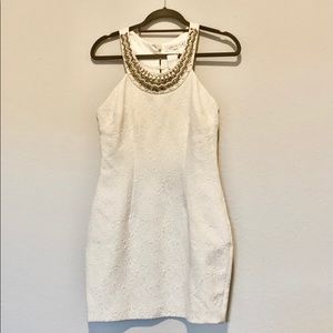 Beautiful white cocktail dress from Forever New